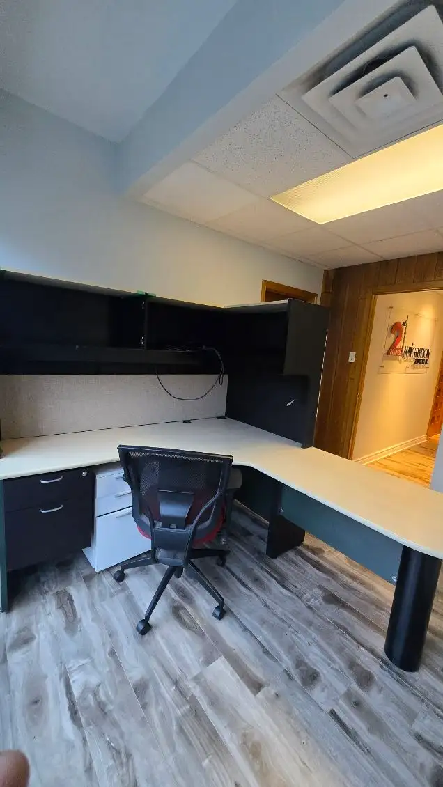 Commercial Lease in Commercial & Office Space for Rent in Mississauga / Peel Region - Image 6