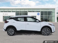 * 8-inch touchscreen display * Apple CarPlay & Android Auto integration * Bluetooth * Steering Wheel... (image 5)