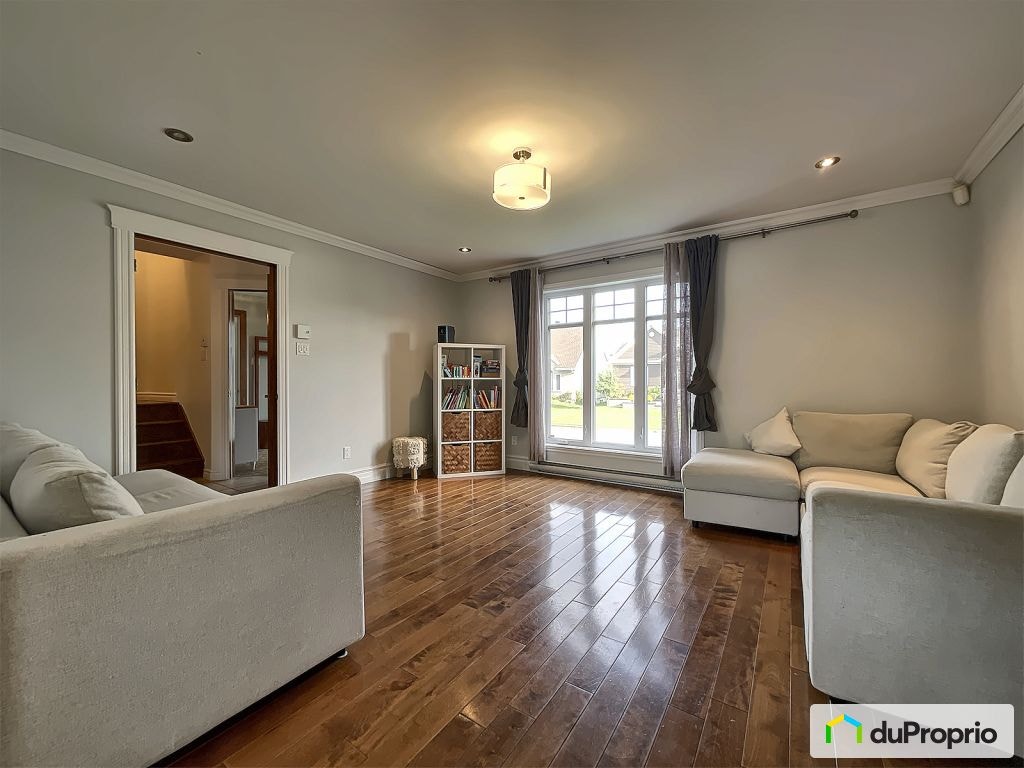 $630,000 - 2 Storey for sale in St-Jean-Chrysostome — photo 3