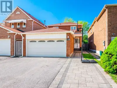 Welcome to this spacious detached 3-bedroom home in the highly sought-after Brownridge community. Th...