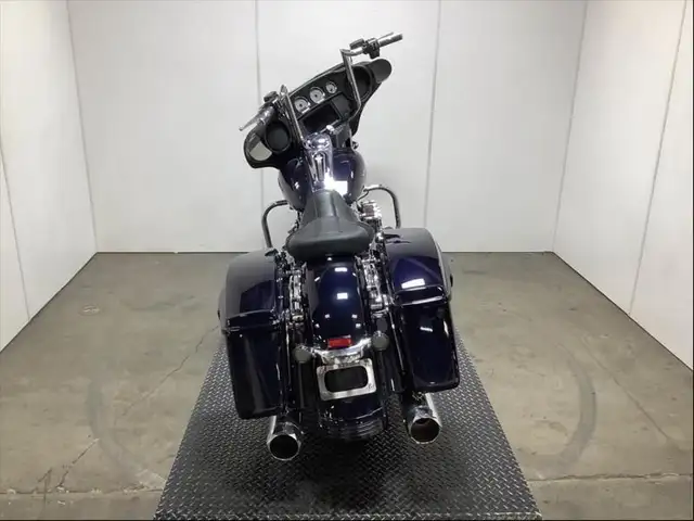 2019 harley-davidson FLHX Street Glide Motorcycle in Cargo & Utility Trailers in Richmond - Image 5