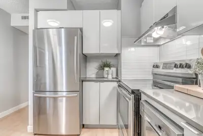 The Pinnacle - The Pinnacle Apartment for Rent