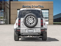 2025 Land Rover Defender S AWD | LOW KM | MERIDIAN SOUND | LOADED The 2025 Land Rover Defender S AWD... (image 5)