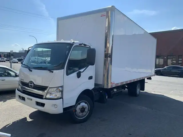 Montreal Moving: 30% Cheaper, Same Quality!64639722722819120