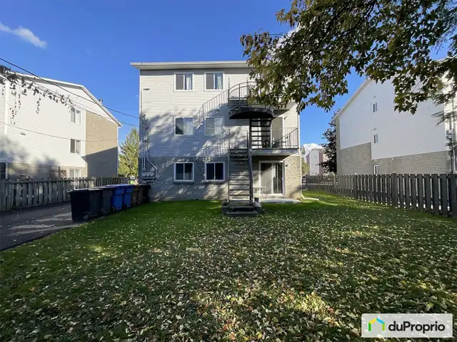 $980,000 - Triplex for sale in Chambly in Houses for Sale in Longueuil / South Shore - Image 7