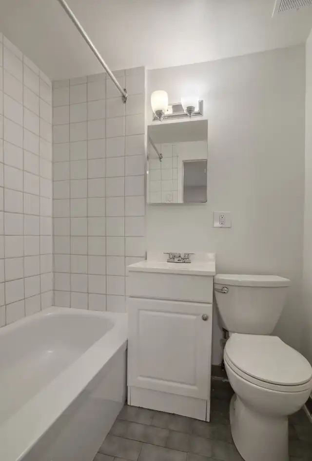 Studio apartment near McGill - ID 2754 in Long Term Rentals in Longueuil / South Shore - Image 6