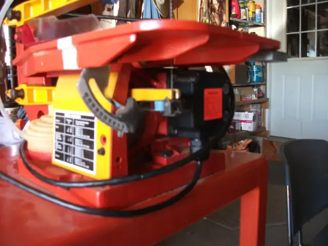 Hegner Multimax 14E Scroll Saw in Power Tools in Belleville - Image 9