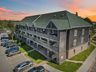 WELCOME TO GARDENSTONE - TWO BEDROOM PLUS DEN APARTMENT AVAILABL