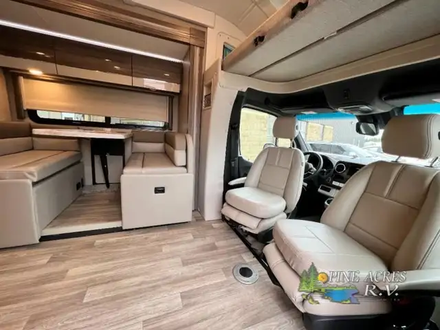 2024 Thor Motor Coach Delano Sprinter 24FB Diesel in RVs & Motorhomes in Moncton - Image 6