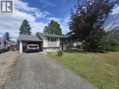Totally renovated in 2017, this lovely home has lots to offer! Open layout with a bright white moder...