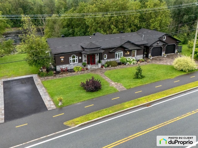 $949,000 - Bungalow for sale in Disraeli — photo 3