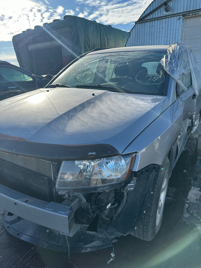 2016 Jeep Compass For PARTS in Auto Body Parts in Calgary - Image 2