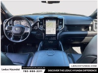 2022 Ram 2500 Laramie Experience the Ram 2500 Laramie with just 133480 km, finished in a sharp Diamo... (image 9)