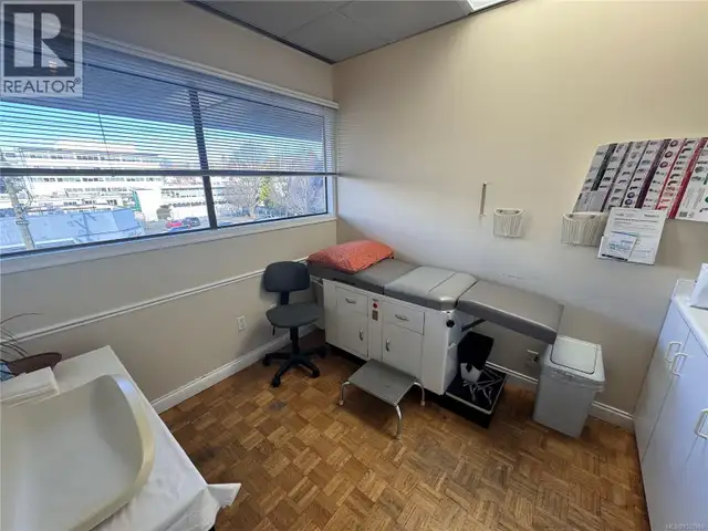 326 1175 Cook St Victoria, British Columbia in Commercial & Office Space for Rent in Victoria - Image 8