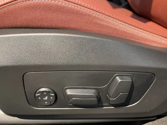 2026 BMW X15597317827775897619