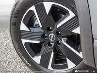 This Nissan Kicks has a durable Regular Unleaded I-4 2.0 L/122 engine powering this Variable transmi... (image 7)