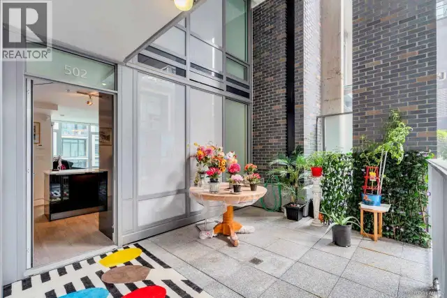 502 1283 HOWE STREET Vancouver, British Columbia in Condos for Sale in Vancouver - Image 16