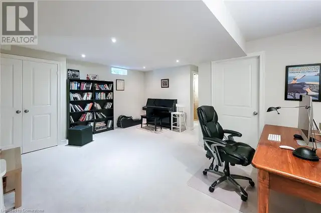 16 BROCK Street Niagara-on-the-Lake, Ontario in Houses for Sale in St. Catharines - Image 39