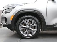 Android Auto / Apple CarPlay, Leather, Heated Seats and so much more!! Kijiji Engine: 4 Cylinder Eng... (image 4)