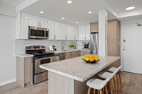 1 Bed, 1 Bath, Spacious, Recently Renovated Kitchen, Spectacular Location with CN Tower views, Unit... (image 3)