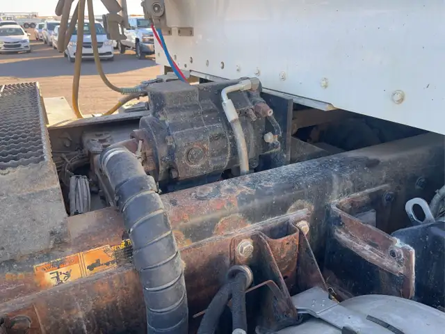 2016 Kenworth T800 in Heavy Trucks in Calgary - Image 20