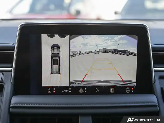 2024 Chevrolet Suburban High Country | HUD | Wireless Carplay in Cars & Trucks in London - Image 31