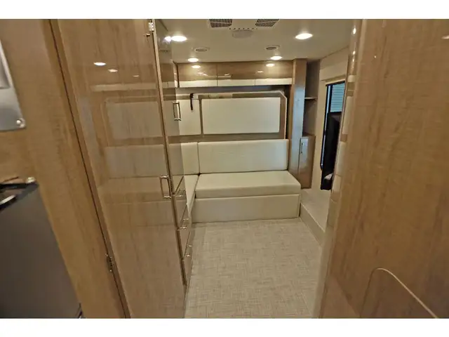 2023 Entegra Coach Qwest 24N B+ Mercedes turbo diesel 2023 NEUF in RVs & Motorhomes in Laval / North Shore - Image 13