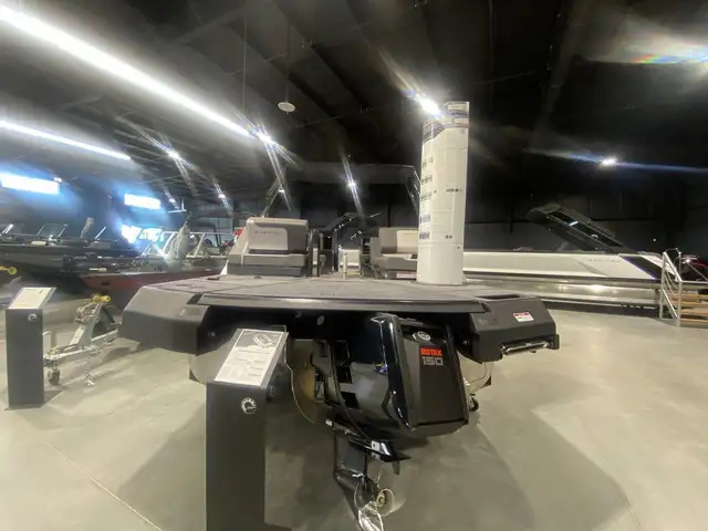 2024 Manitou Cruise 22 Switchback in Powerboats & Motorboats in Saskatoon - Image 12