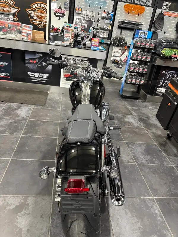 2026 Harley-Davidson Breakout in Street, Cruisers & Choppers in Sudbury - Image 9