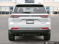 This Jeep Grand Cherokee delivers a Regular Unleaded V-6 3.6 L/220 engine powering this Automatic tr... (image 5)