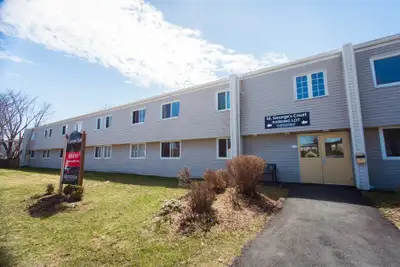 Current Promotions: Resident Insurance included St. George's Court offers 69 studio, one- and two-be...