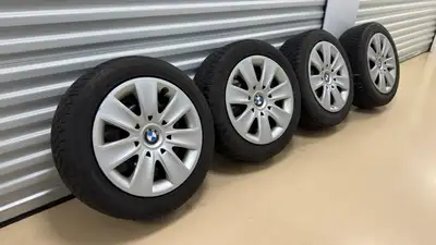 4 Tires with BMW rims Bolt pattern 5x120 Centerbore 72 Size: 205/55 R16 Run flat Winter tires Bridge...