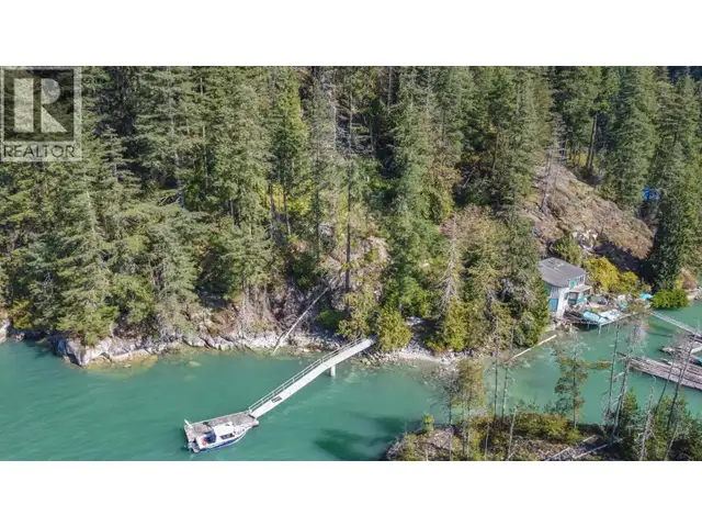 1 BUNTZEN BAY North Vancouver, British Columbia in Land for Sale in Burnaby/New Westminster - Image 30