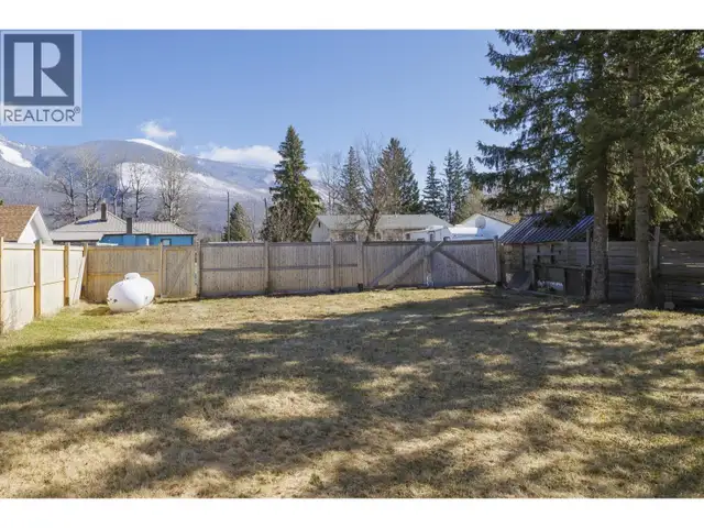 1128 3RD AVENUE McBride, British Columbia in Houses for Sale in Quesnel - Image 29