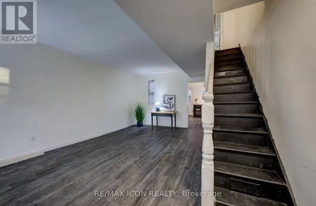 898 EASTERN AVENUE Toronto (Greenwood-Coxwell), Ontario in Houses for Sale in City of Toronto - Image 18