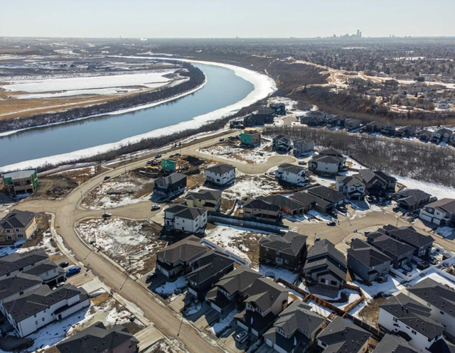 44 Pocket lot steps from the river! Only $329k! Wow! Deal time!