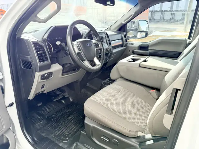 2019 FORD F-550 XLT EXTENDED CAB 4X4 DIESEL ALUMINIUM CHIP TRUCK in Heavy Trucks in Calgary - Image 5