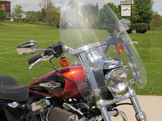 2011 Harley-Davidson Sportster XL1200C 1200 Custom in Sport Bikes in Leamington - Image 8