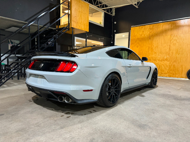 2017 FORD SHELBY GT350 RARE COLOUR LOW KMS! in Cars & Trucks in Mississauga / Peel Region - Image 4