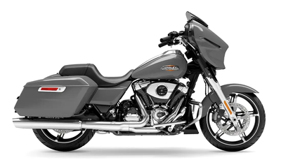 For those who’d rather roam than simply arrive, the 2026 Street Glide delivers the edge of the map o...