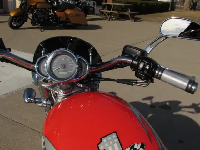 2007 Harley-Davidson VRSCX Screamin' Eagle V-Rod in Street, Cruisers & Choppers in Leamington - Image 24