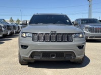 AMVIC Licensed Dealer * Heated Seats & Steering Wheel * Power Liftgate * Remote Start * Universal Ga... (image 2)