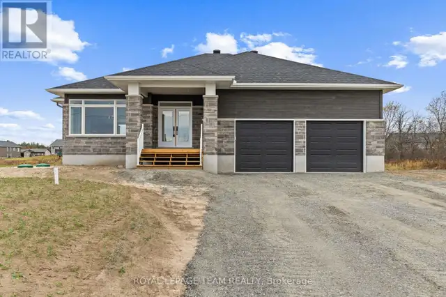 62 HOGAN DRIVE McNab/Braeside, Ontario62863781255042120