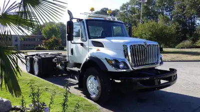 2012 International Work Star 7400 7.6L Allison automatic 6X4 Power Windows, Power Mirrors Rexroth Hy...