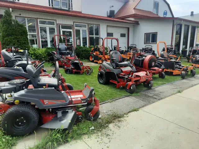 Ferris AND Scag  Summer Savings in Lawnmowers & Leaf Blowers in Kitchener / Waterloo - Image 2