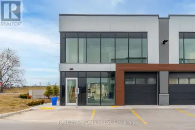 Brand-New Industrial Lease Opportunity! This premium corner unit in Hanlon Creek Business Park is th...
