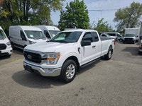 Perfect Auto CLEAN CARFAX - 8 FT BOX - 5.0 L GAS - 4X4 - TOW PKG - BACK UP CAMERA - RUNNING BOARDS -... (image 1)
