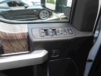 2017 Ford F-350 Diesel Lariat 4x4 with 170,065km! Equipped with remote keyless entry, power windows,... (image 7)