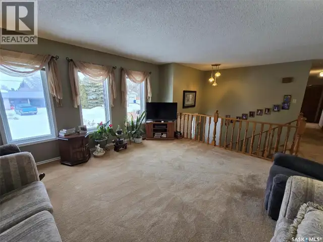 903 Assiniboia AVENUE Grenfell, Saskatchewan in Houses for Sale in Regina - Image 7