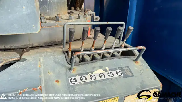 2007 STERLING LT9500 BOOM TRUCK / CRANE TRUCK in Heavy Trucks in Oshawa / Durham Region - Image 19